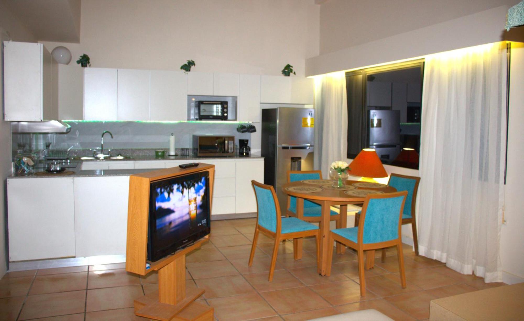 Private Family Room In Coronado Luxury Club & Suites Playa Coronado Exterior foto